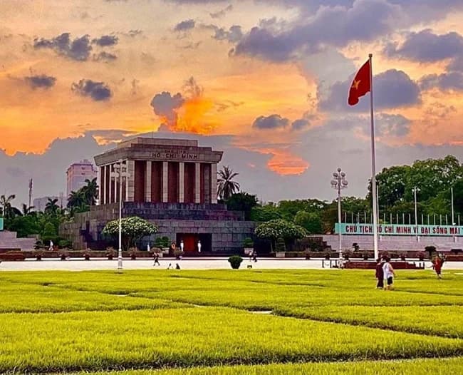 Ho Chi Minh's Mausoleum